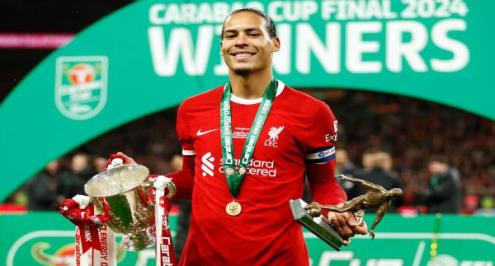 فان دايك بعد التتويج بكأس كاراباو: فخور بكوني جزءًا من هذا النادي 